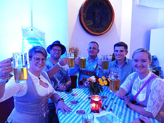 20241026_oktoberfest2.jpg 