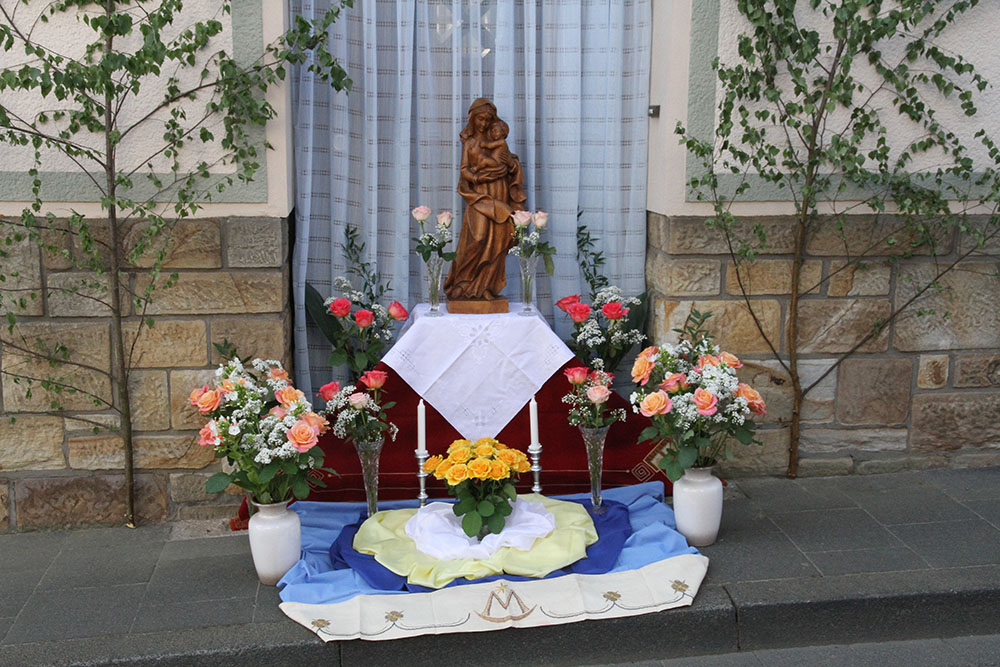 fronle17_018.jpg