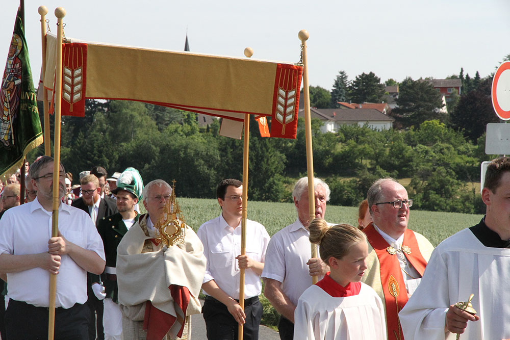 fronle17_054.jpg